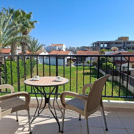 Apartment In Kato Pafos & 10 Min To Venus Beach Esterno foto