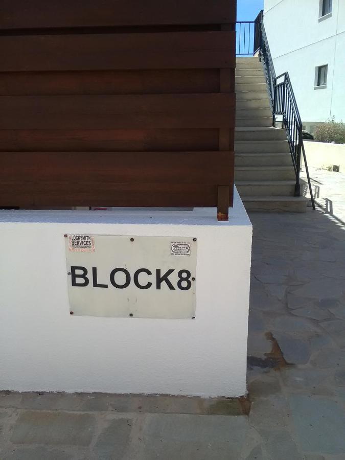 Apartment In Kato Pafos & 10 Min To Venus Beach Esterno foto